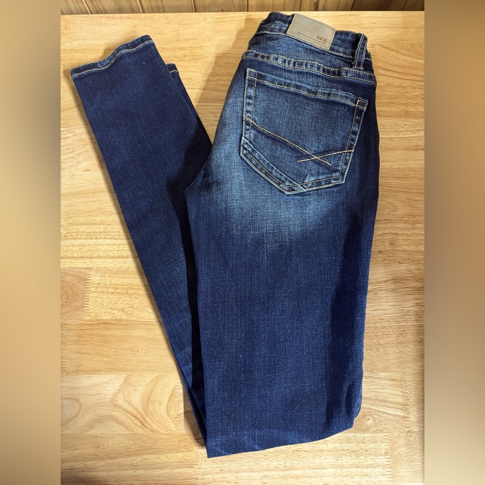 Women’s BKE Stella Skinny Low-rise Dark Wash Jeans 25 x 31.5”